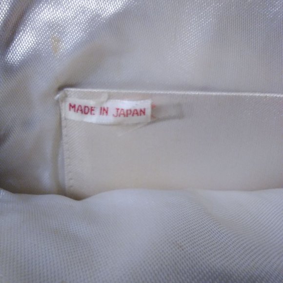 Japanese Faux Pearl Beaded Pinkish Beige Satin Lined Snap Clutch Evening Purse - Picture 13 of 17